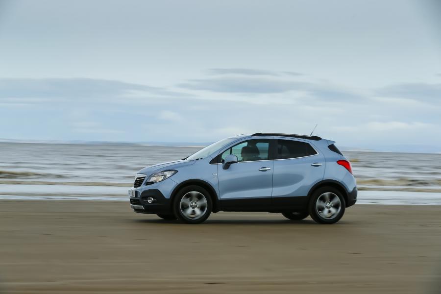  Vauxhall Mokka 2012 года  (фото 104 из 365)